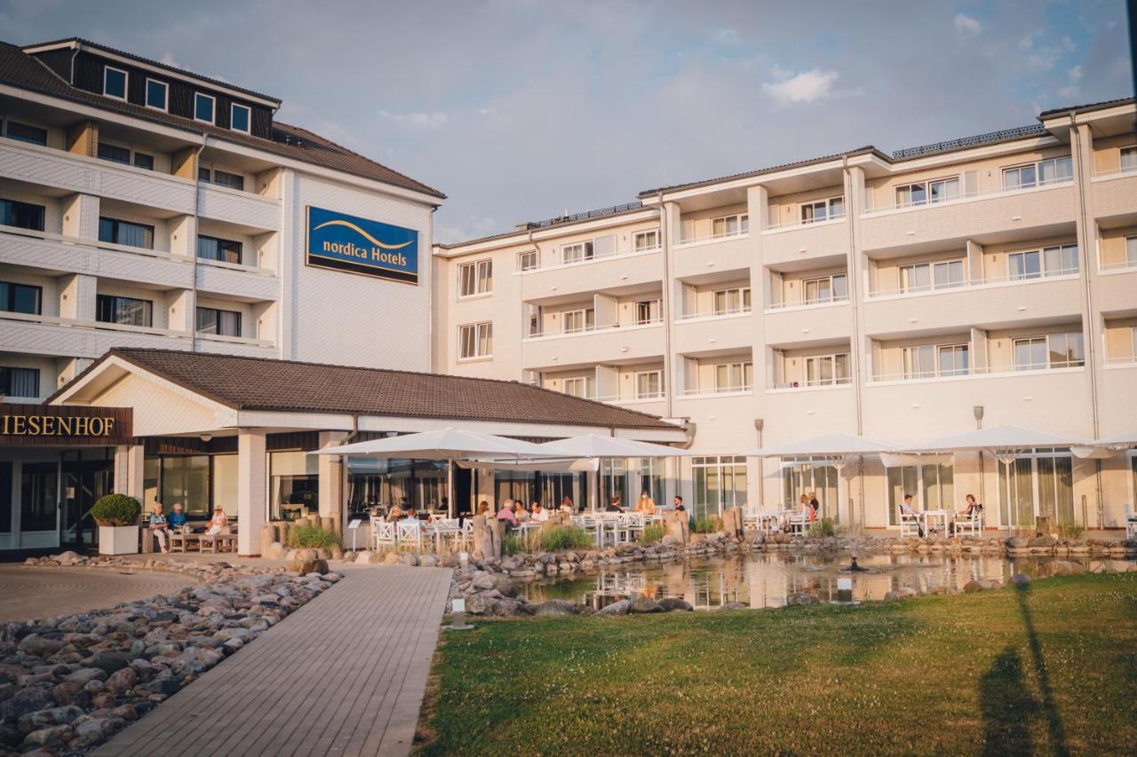 Nordica Hotel Friesenhof Бюзум Екстер'єр фото