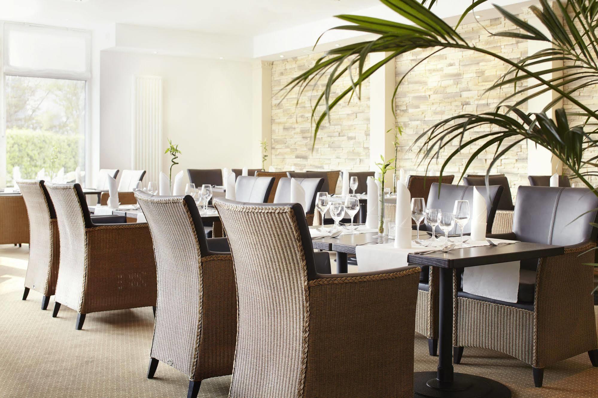 Nordica Hotel Friesenhof Бюзум Екстер'єр фото